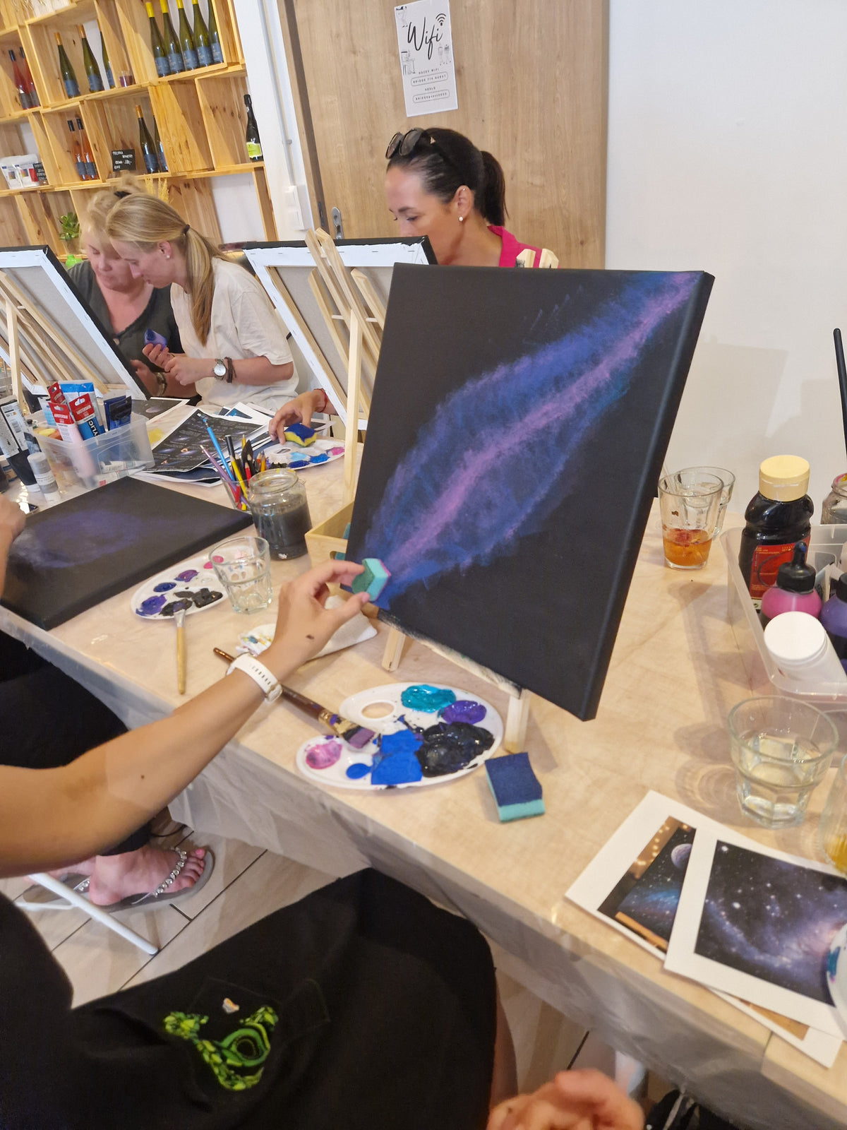 Workshop malování akrylem s tématem VESMÍR II.
